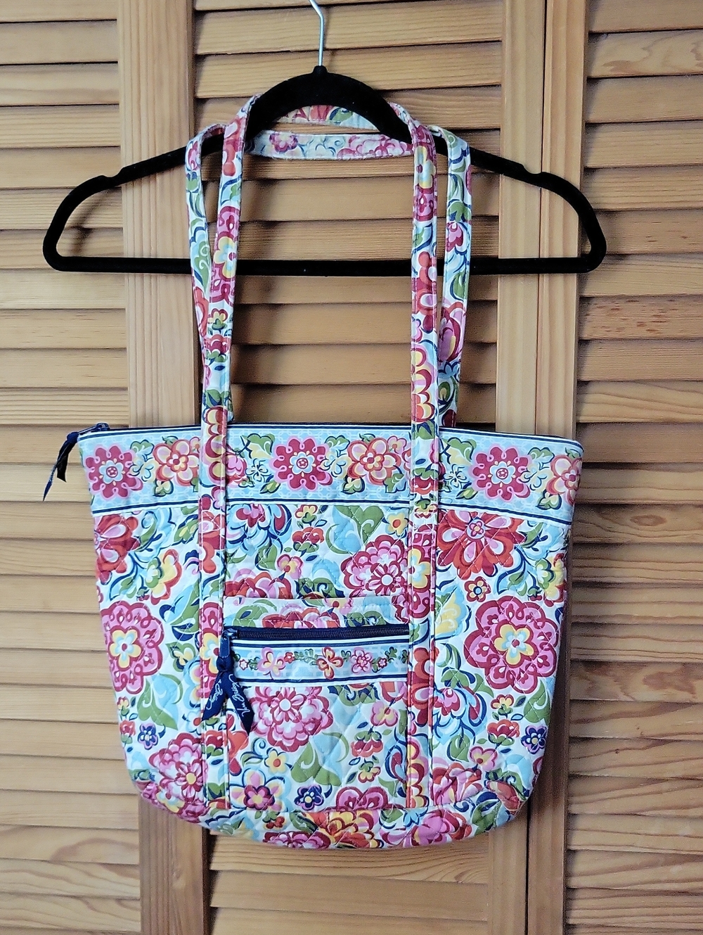 Vera Bradley Red Blue Yellow Large Vera Tote in Hope Garden Retired 2009 Pattern